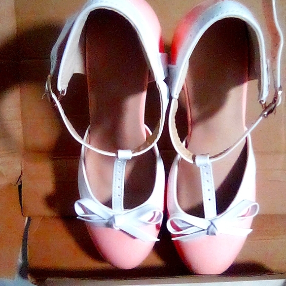 Custom Designed "Sweetheart Pink" Chunky Rockabilly Platform Heels - Picture 2 of 4